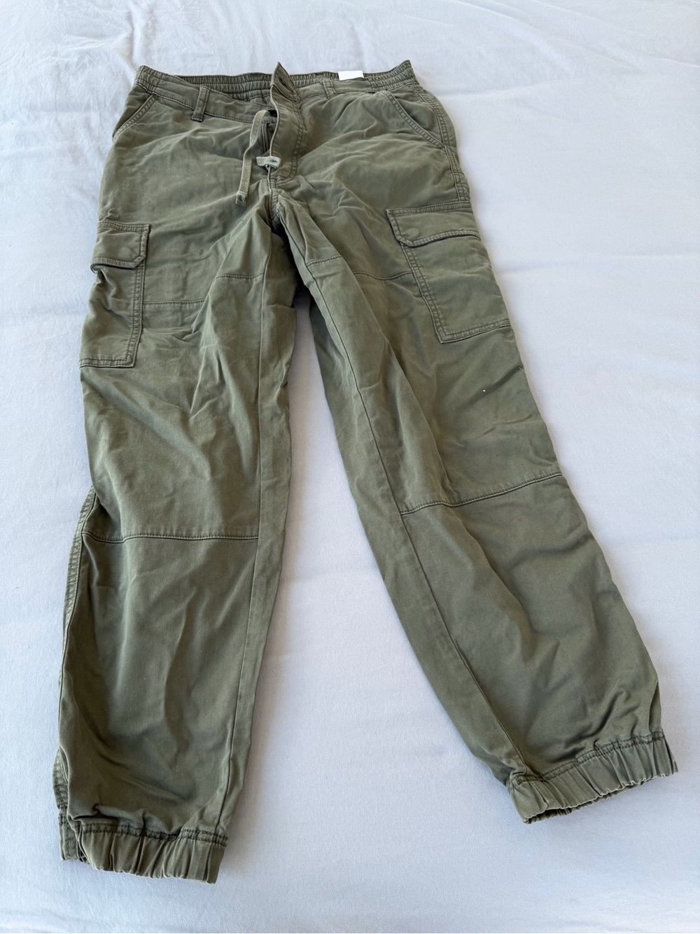 Uniqlo Olive Cargo Pants with Drawstring Waist